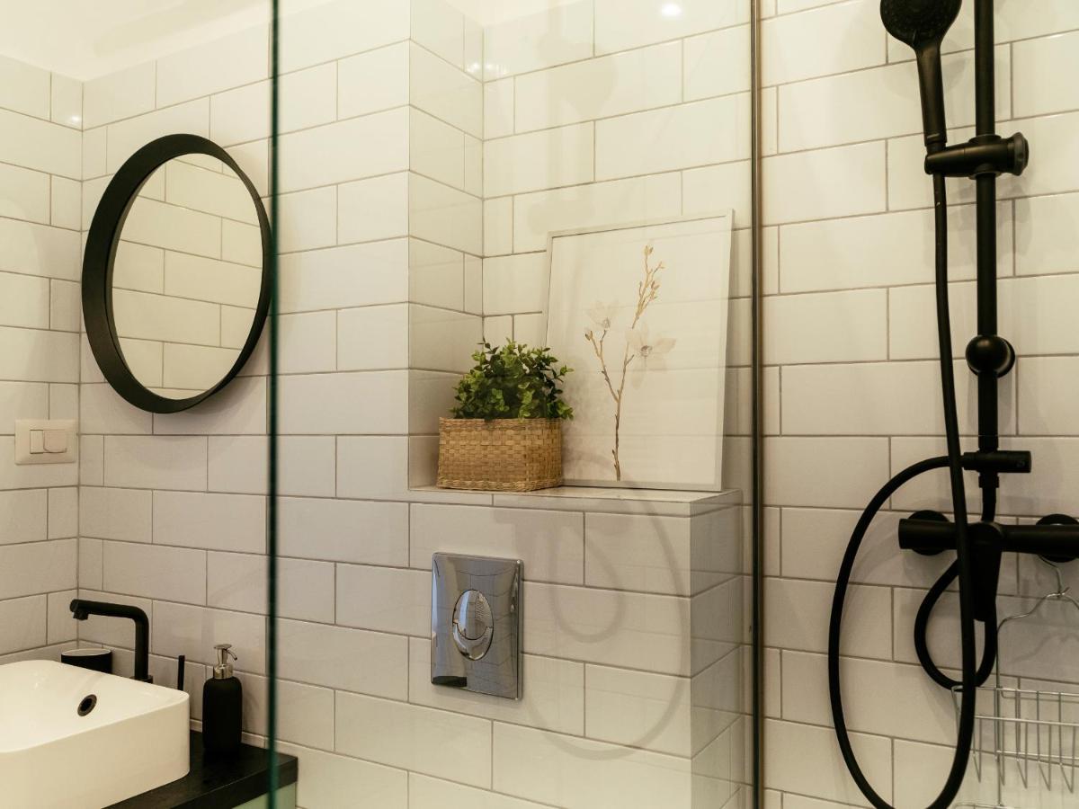 Beautiful Modern Studio - Cismigiu Park - Netflix Bucureşti Eksteriør bilde